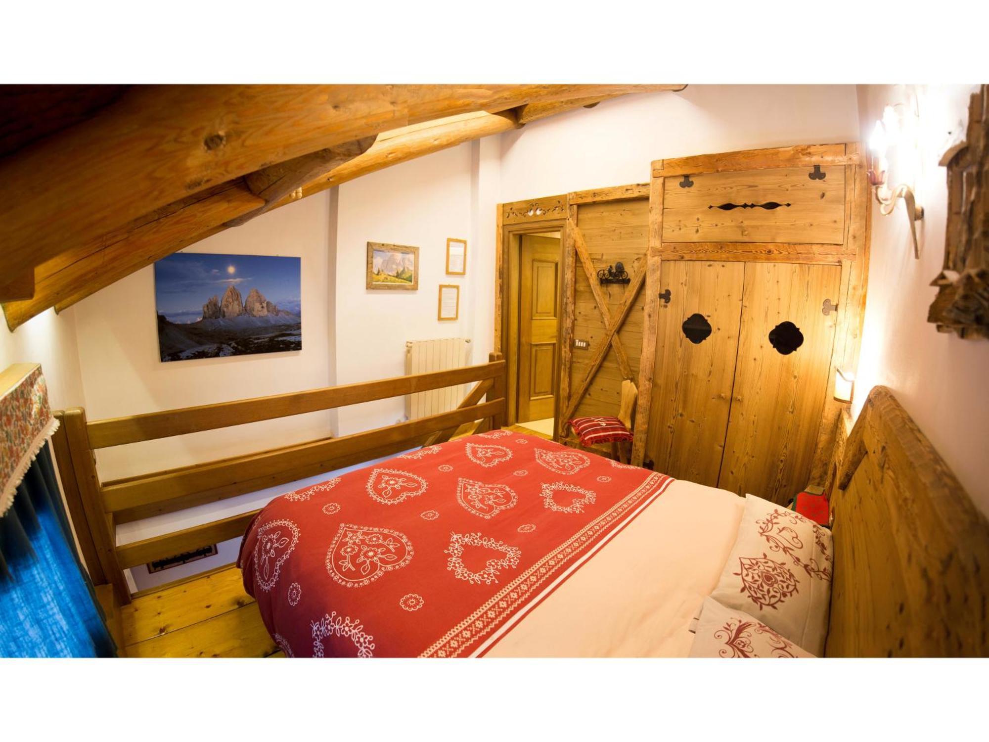Cristallo & Faloria Suite Apartments Кортина д'Ампецо Екстериор снимка